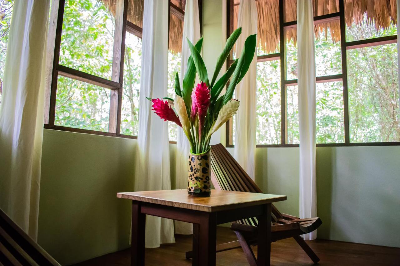 Amber Sunset Jungle Resort San Ignacio Buitenkant foto